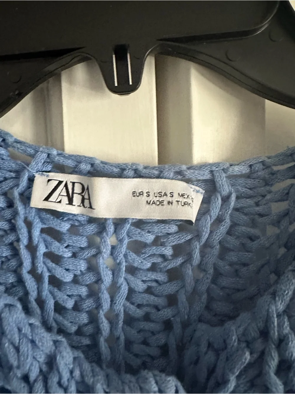 Zara Light Blue Chunky Knit Button Vest with Pockets